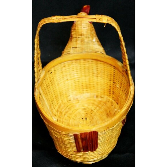 Vtg 1970s Natural Woven Small Duck Basket Tan Chicken Bird Country Farmhouse - Picture 5 of 12